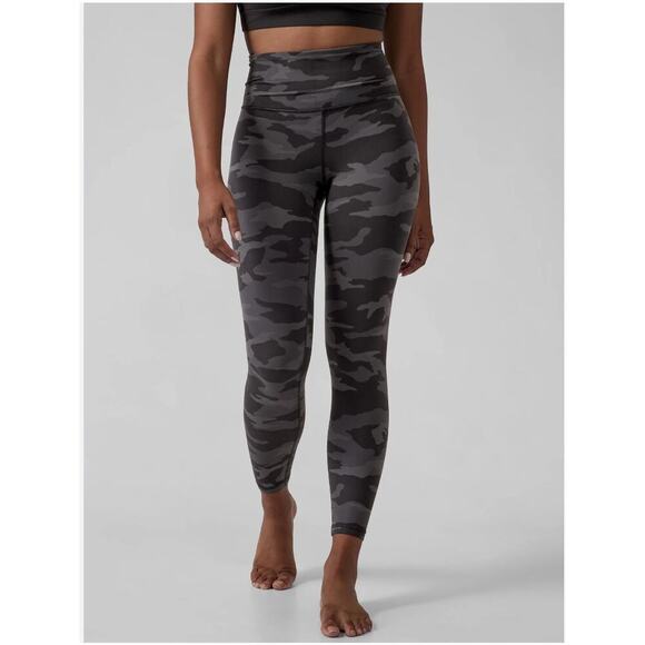 Athleta Elation 7/8 Camo Tight - Picture 1 of 11